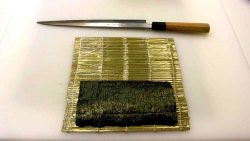 sushi mat seaweed nori