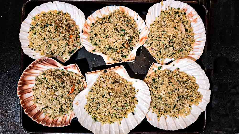 coquilles st jacques ready for the grill